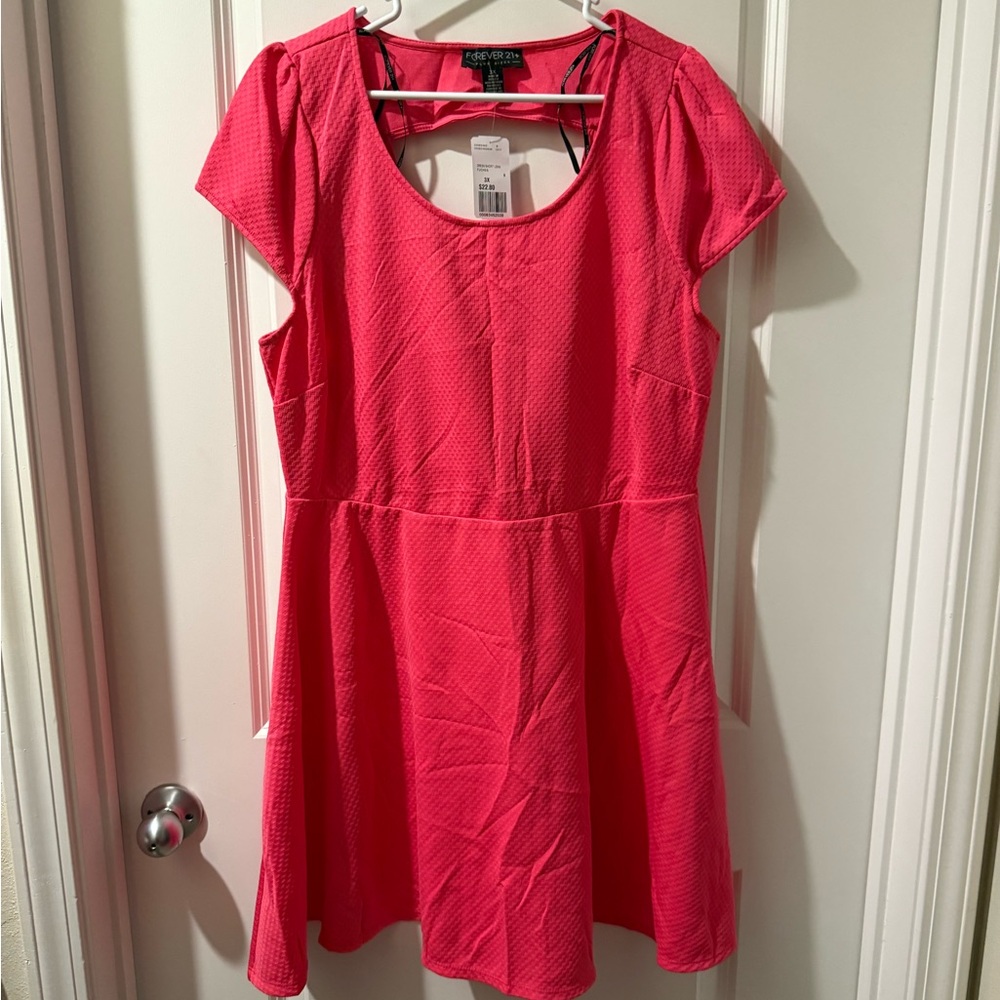 Forever 21 Fuchsia Short Sleeve Dress